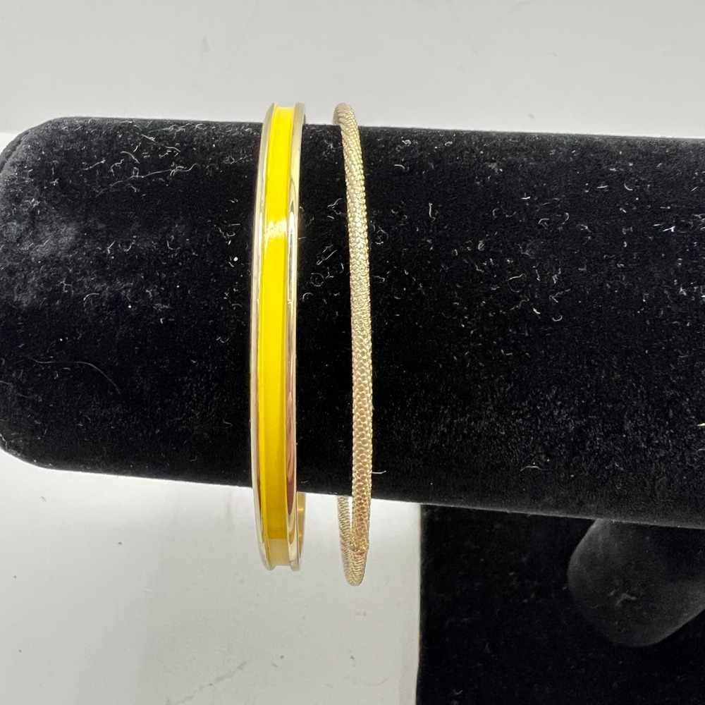 Napier Gold Tone Bangle Bracelet Set Yellow Enamel Textured Mesh Vintage 2pc